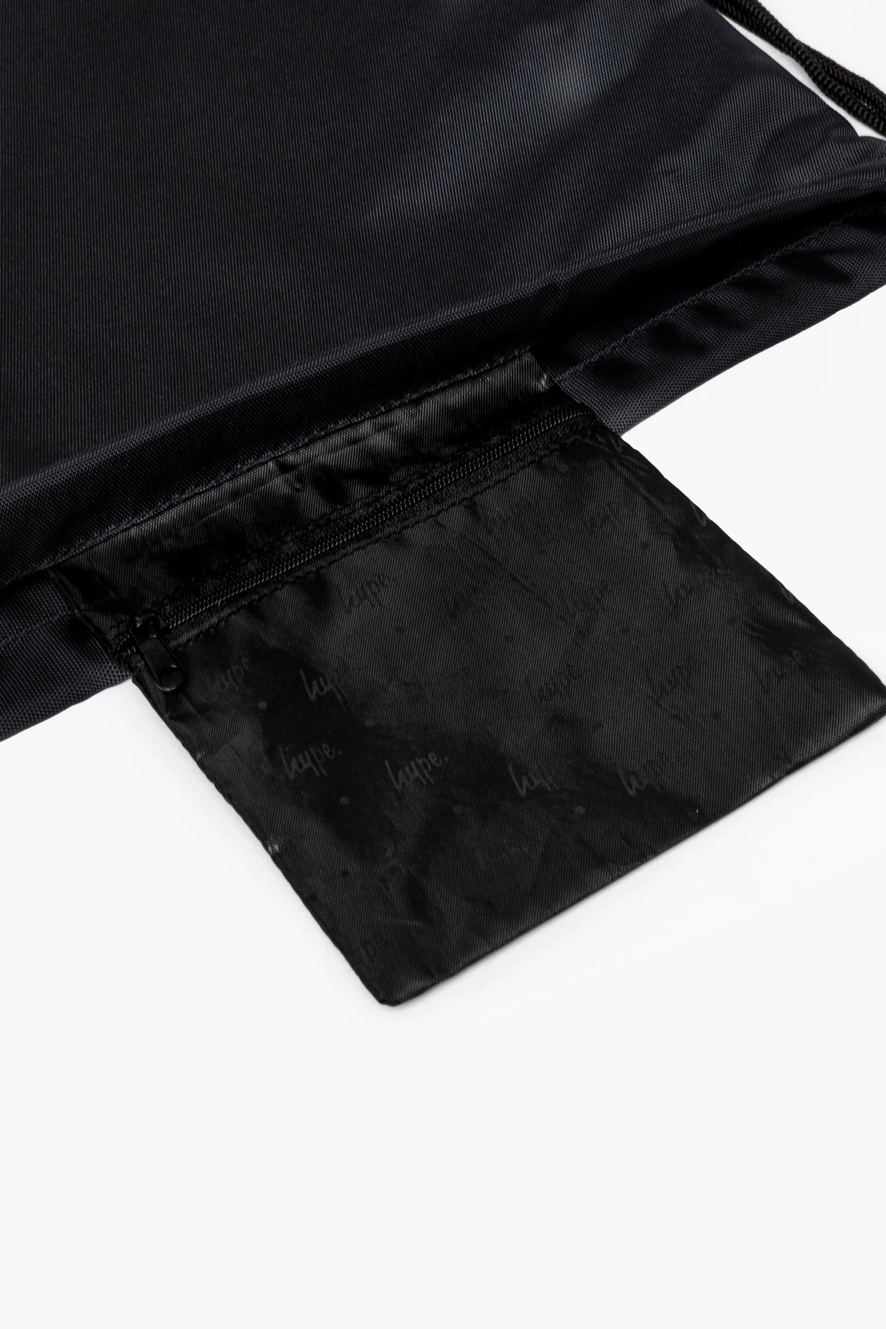 Hype Black Crest Drawstring Bag - Image 7