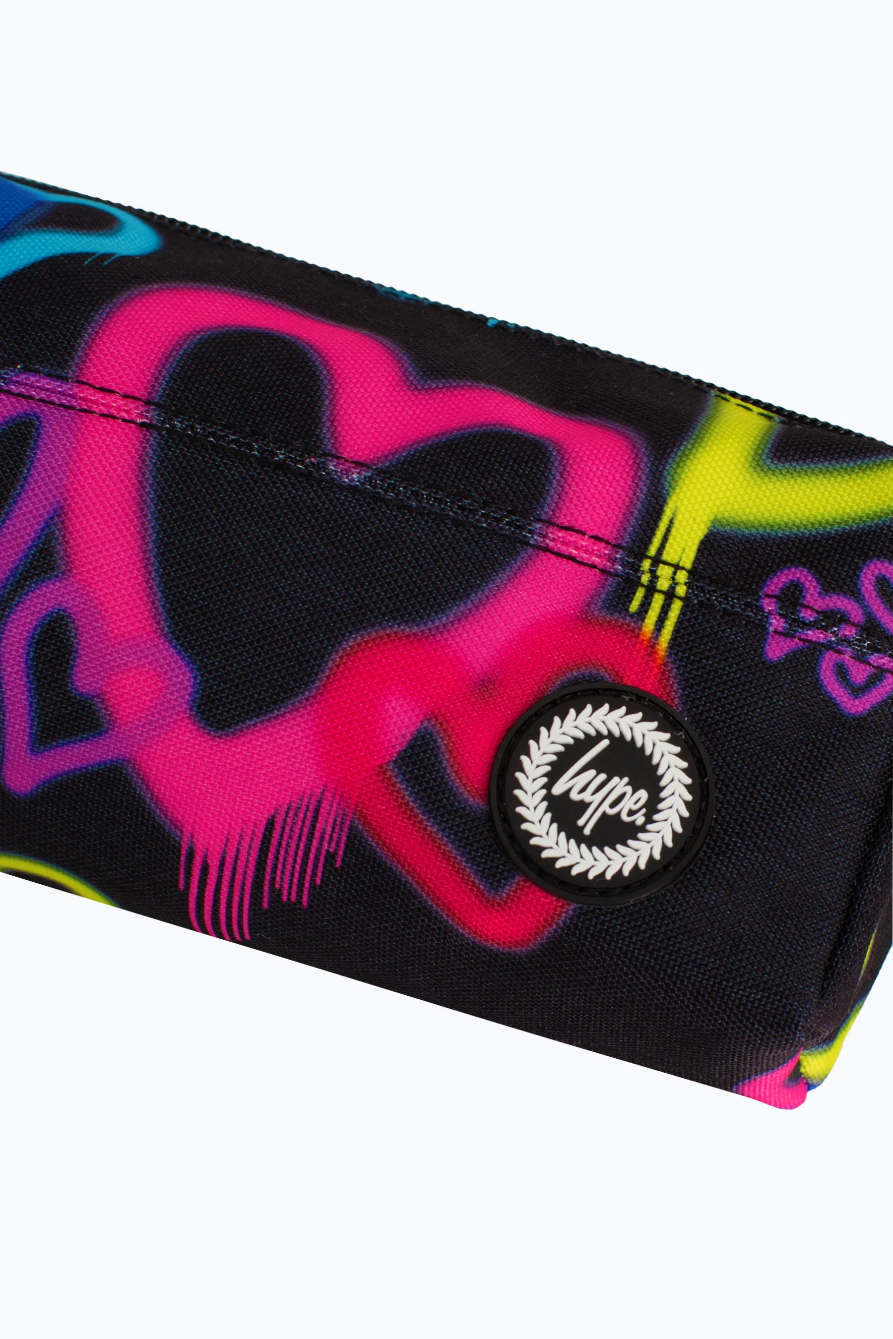 Hype Black Heart Graffiti Pencil Case - Image 3