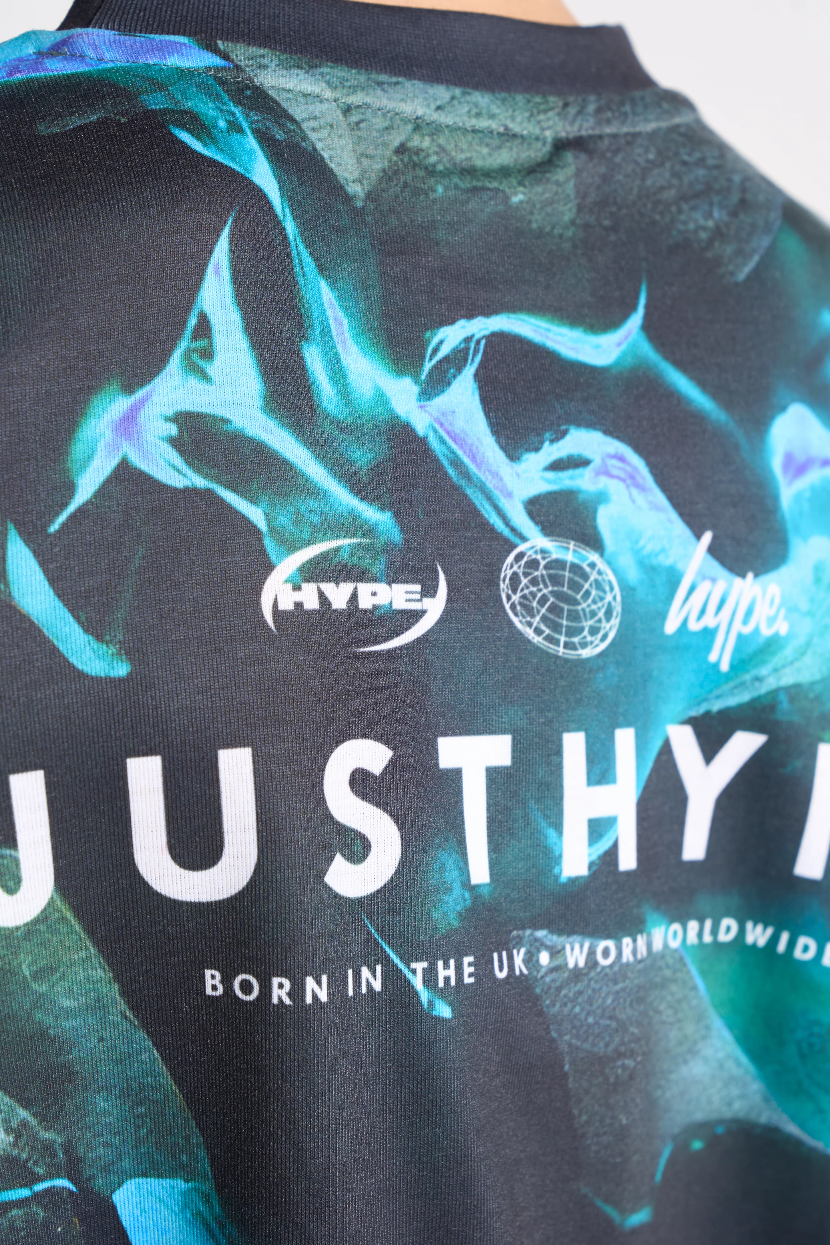 Hype Boys Black/Blue Vapour T-Shirt - Image 10