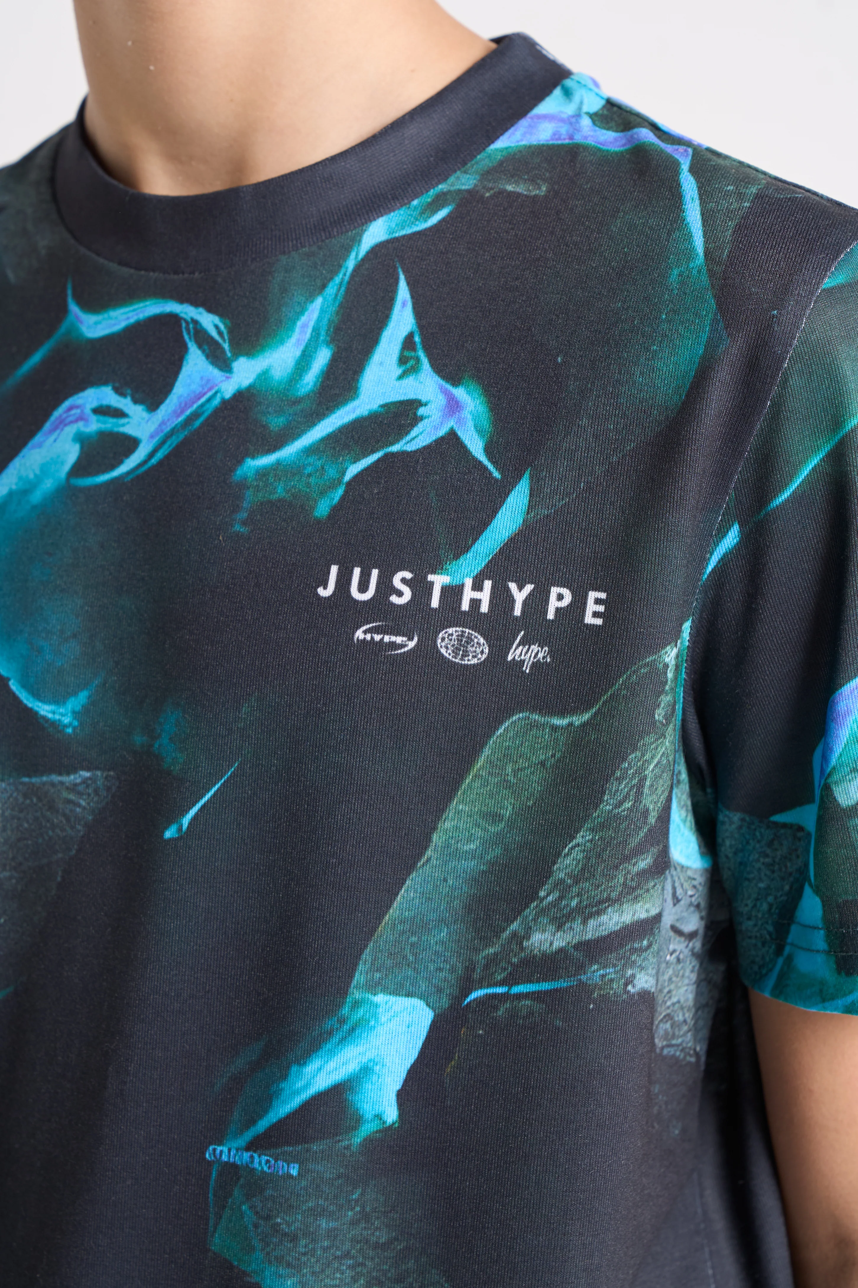 Hype Boys Black/Blue Vapour T-Shirt - Image 3