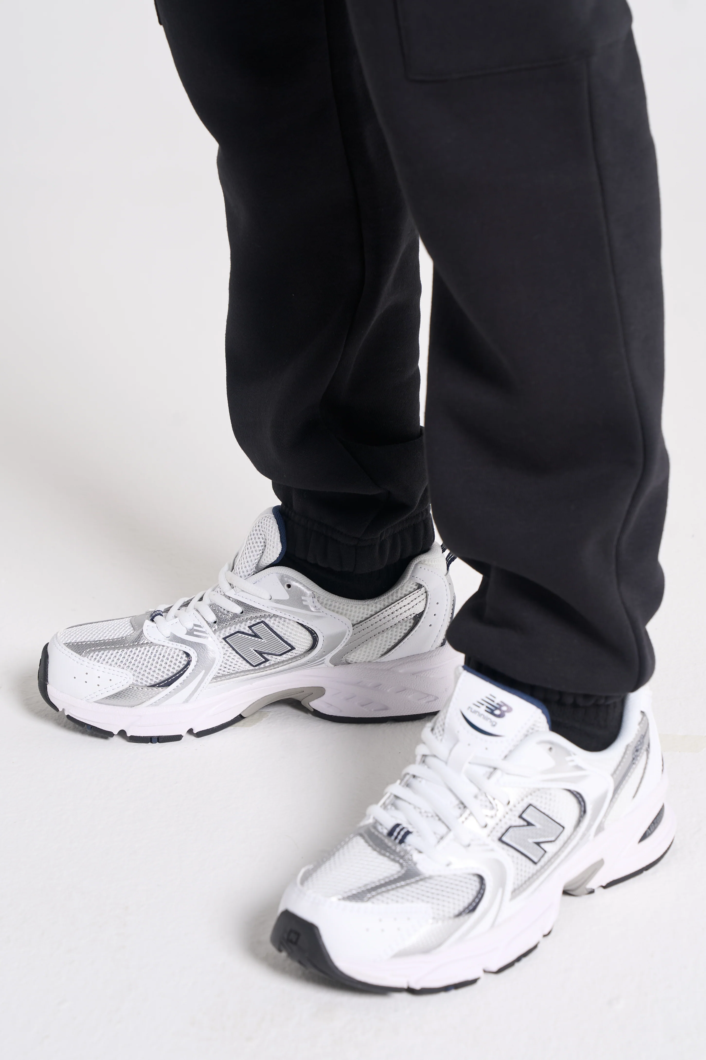 Hype Boys Black Cargo Pocket Joggers - Image 4