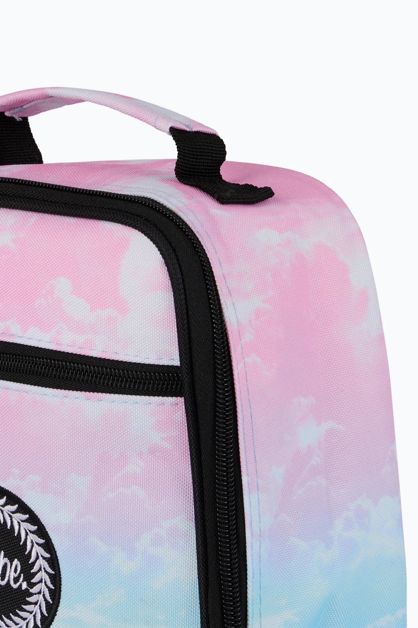Hype Girls Multi Pastel Clouds Lunch Bag - Image 6