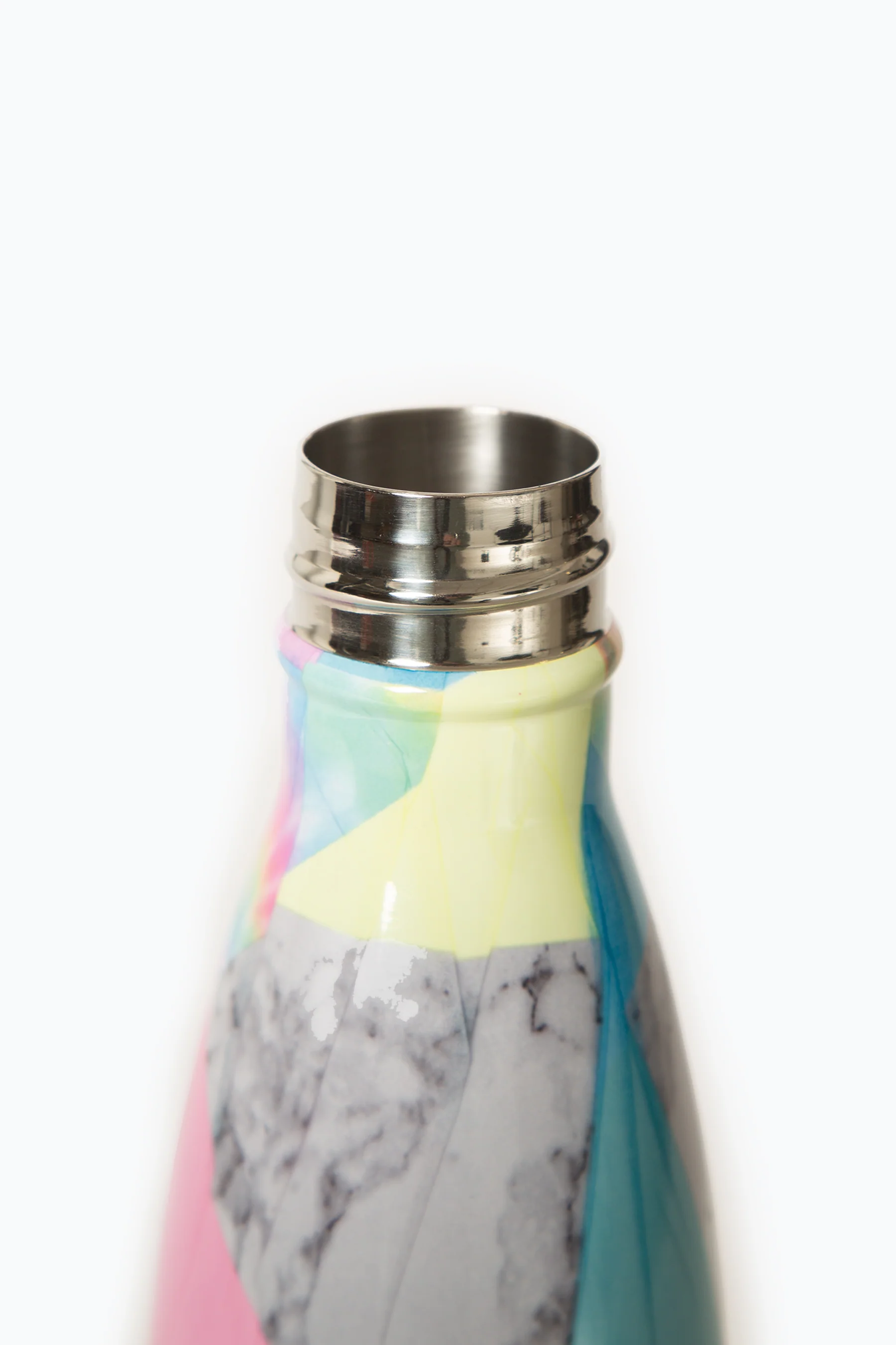 Hype Girls Multicoloured Pastel Collage Thermal Water Bottle - Image 3