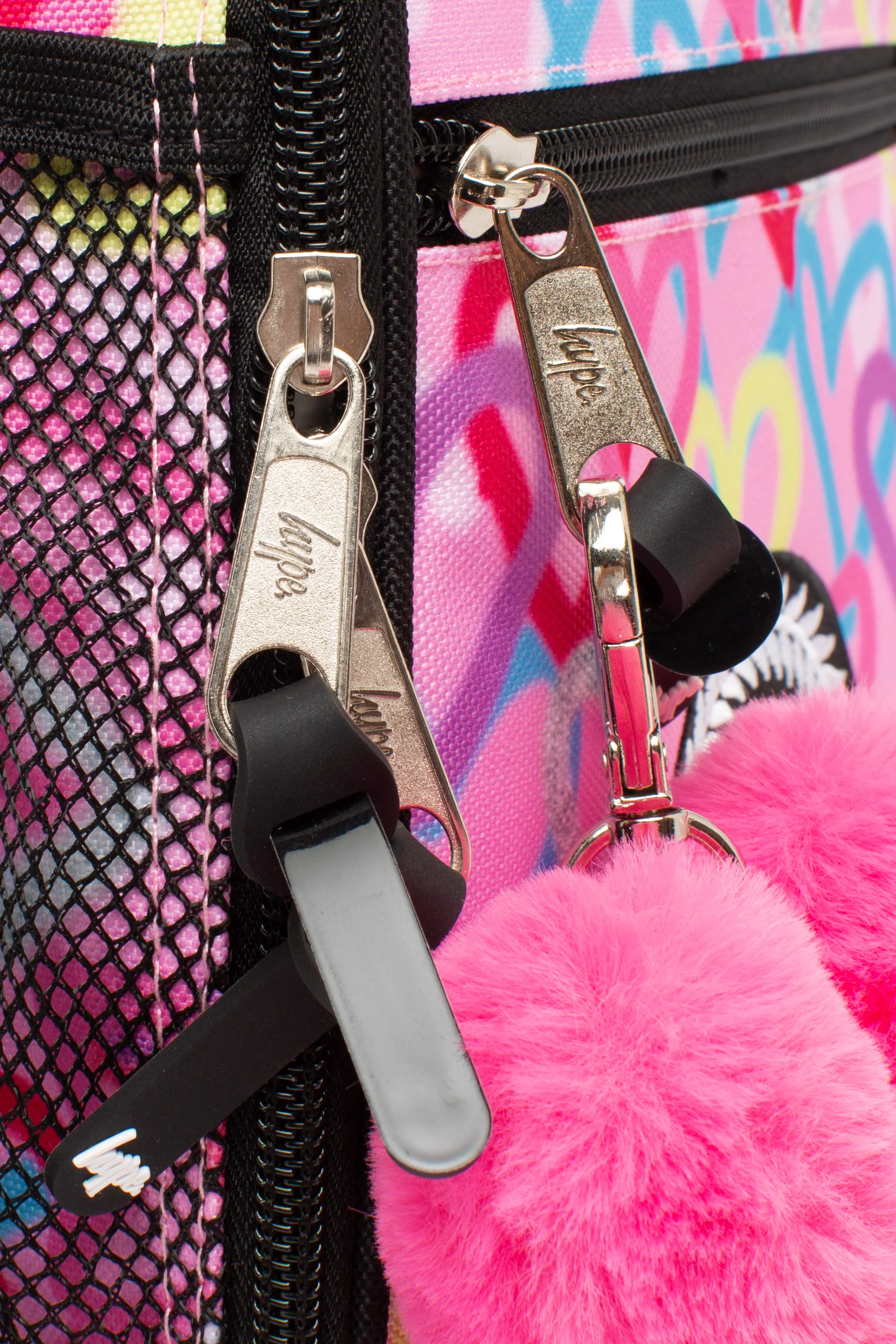 Hype Pink Graffiti Hearts Lunch Box - Image 5