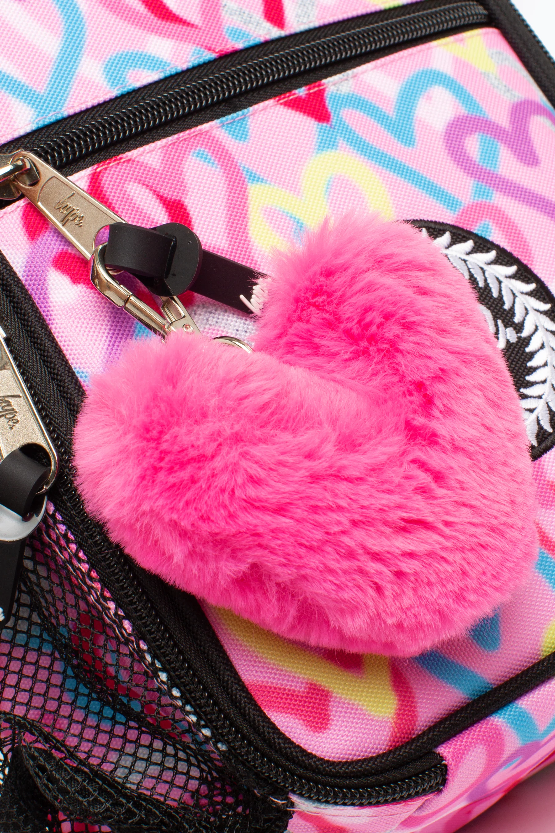 Hype Pink Graffiti Hearts Lunch Box - Image 7