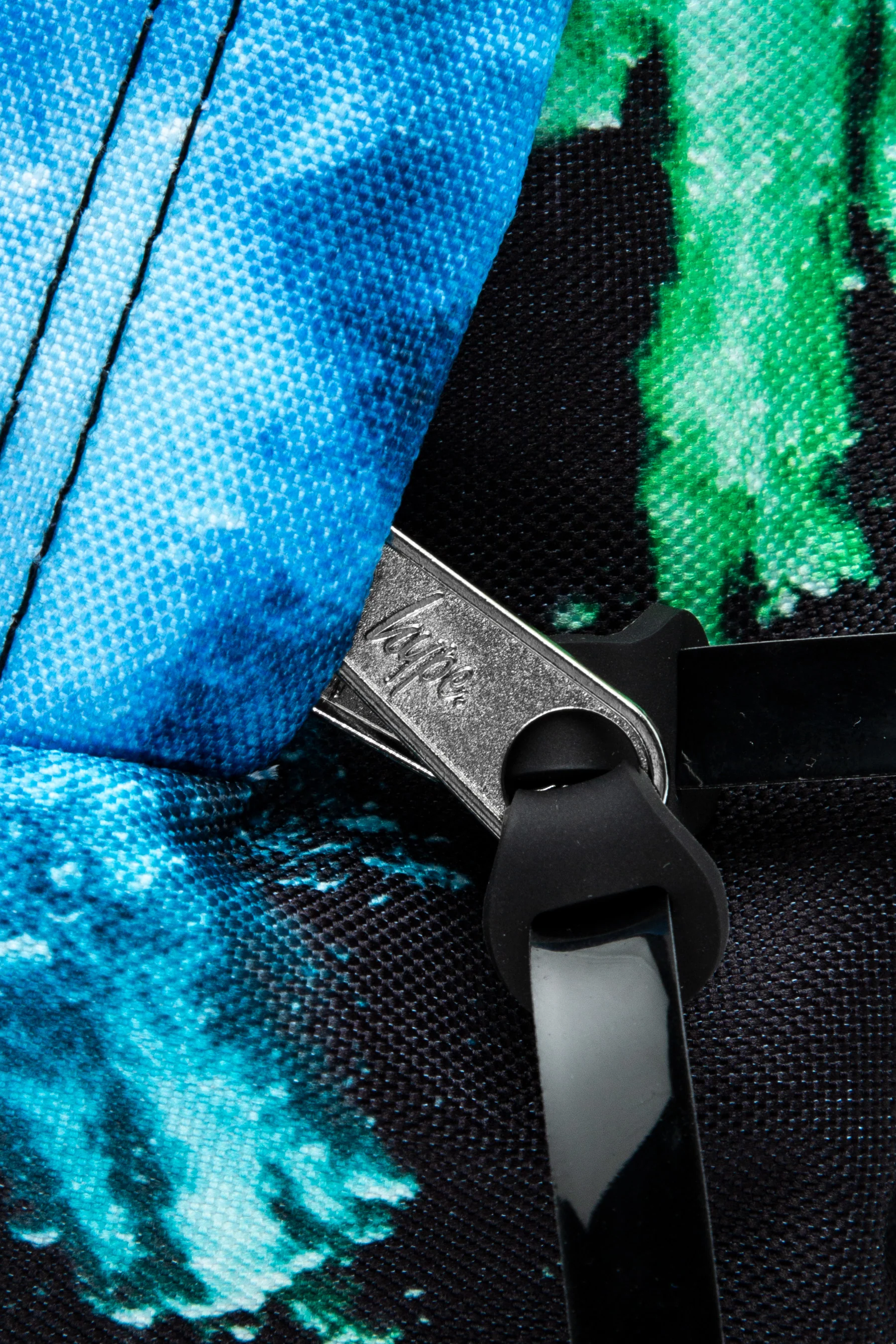 Hype Boys Blue/Green Chalk Dust Iconic Backpack - Image 5