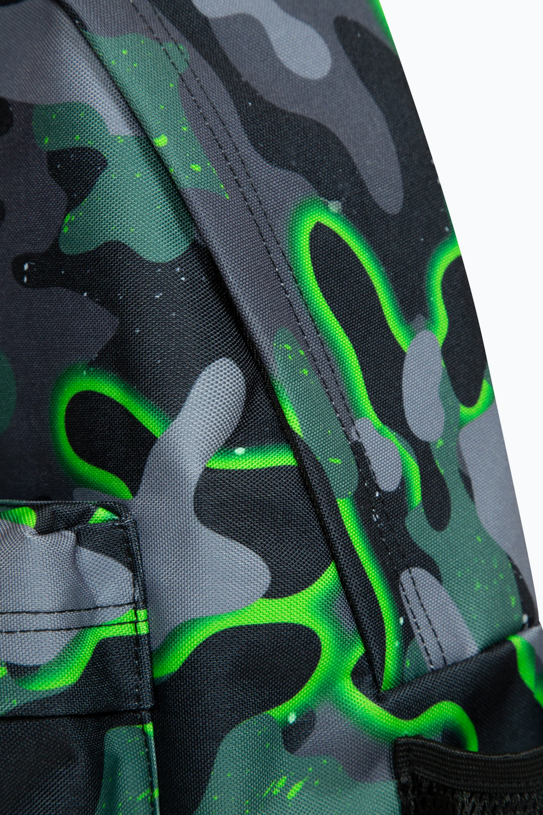 Hype Iconic Green Glow Camo Boys Backpack - Image 6