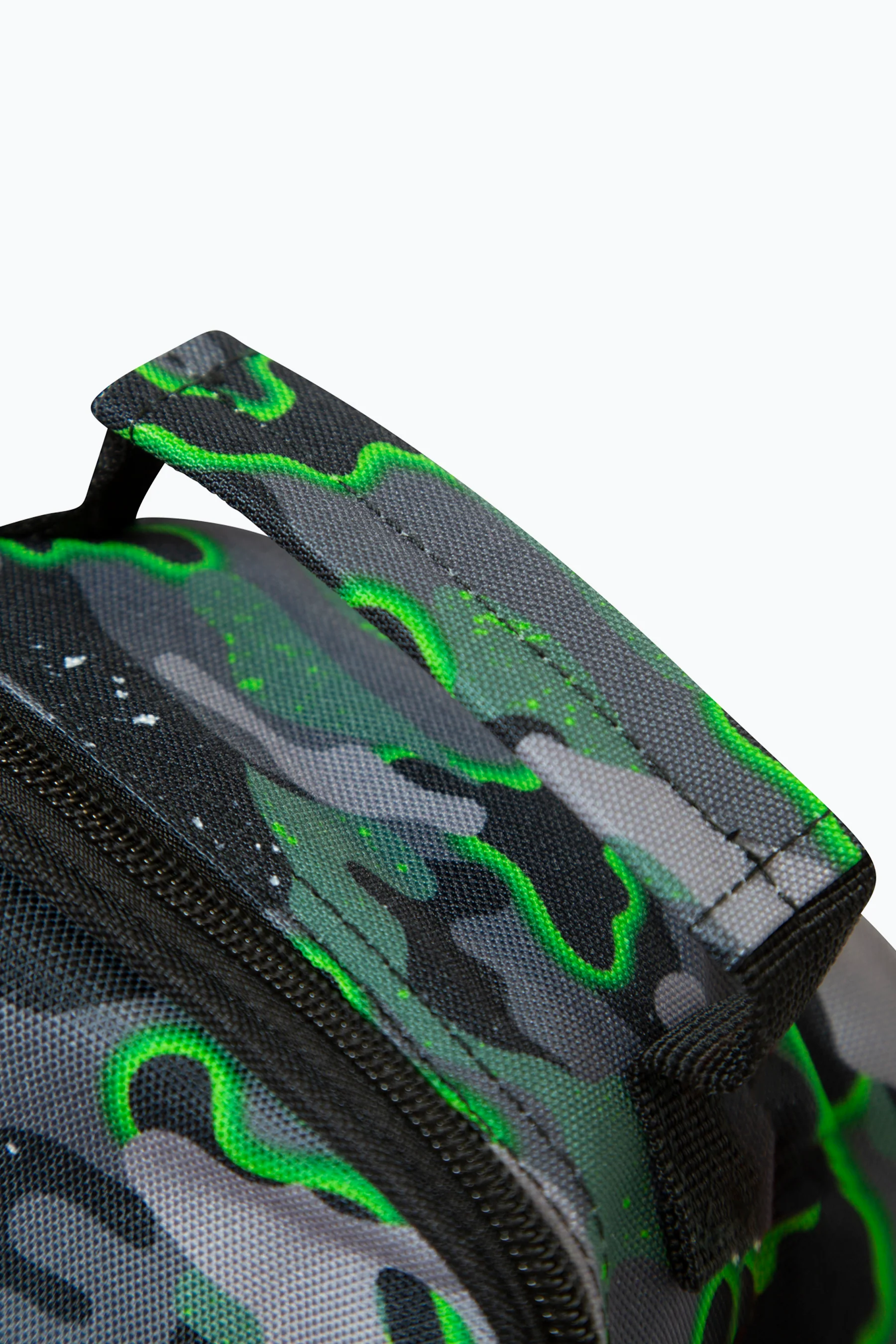 Hype Boys Green Glow Camo Lunch Box - Image 7