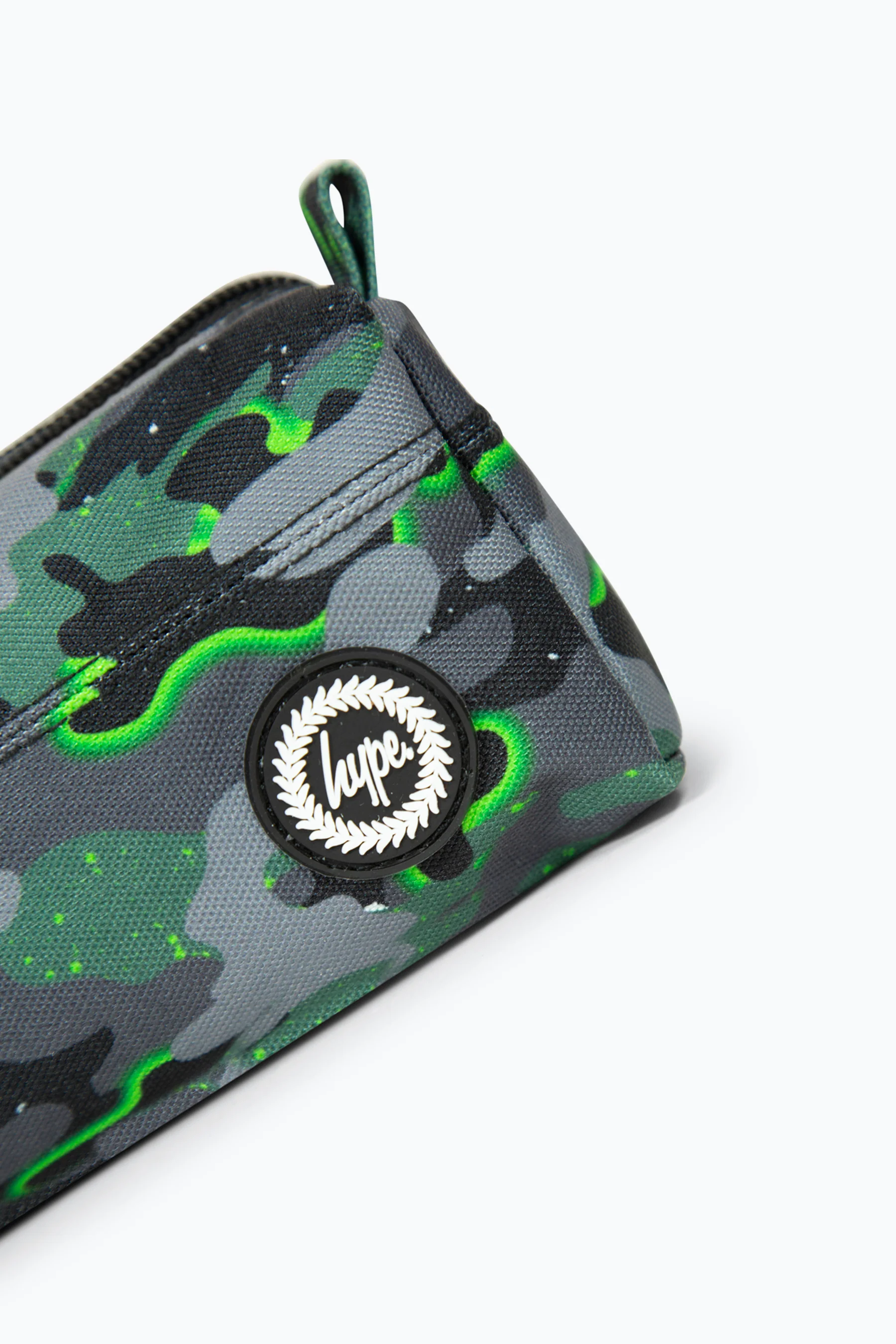 Hype Boys Green Glow Camo Pencil Case - Image 3