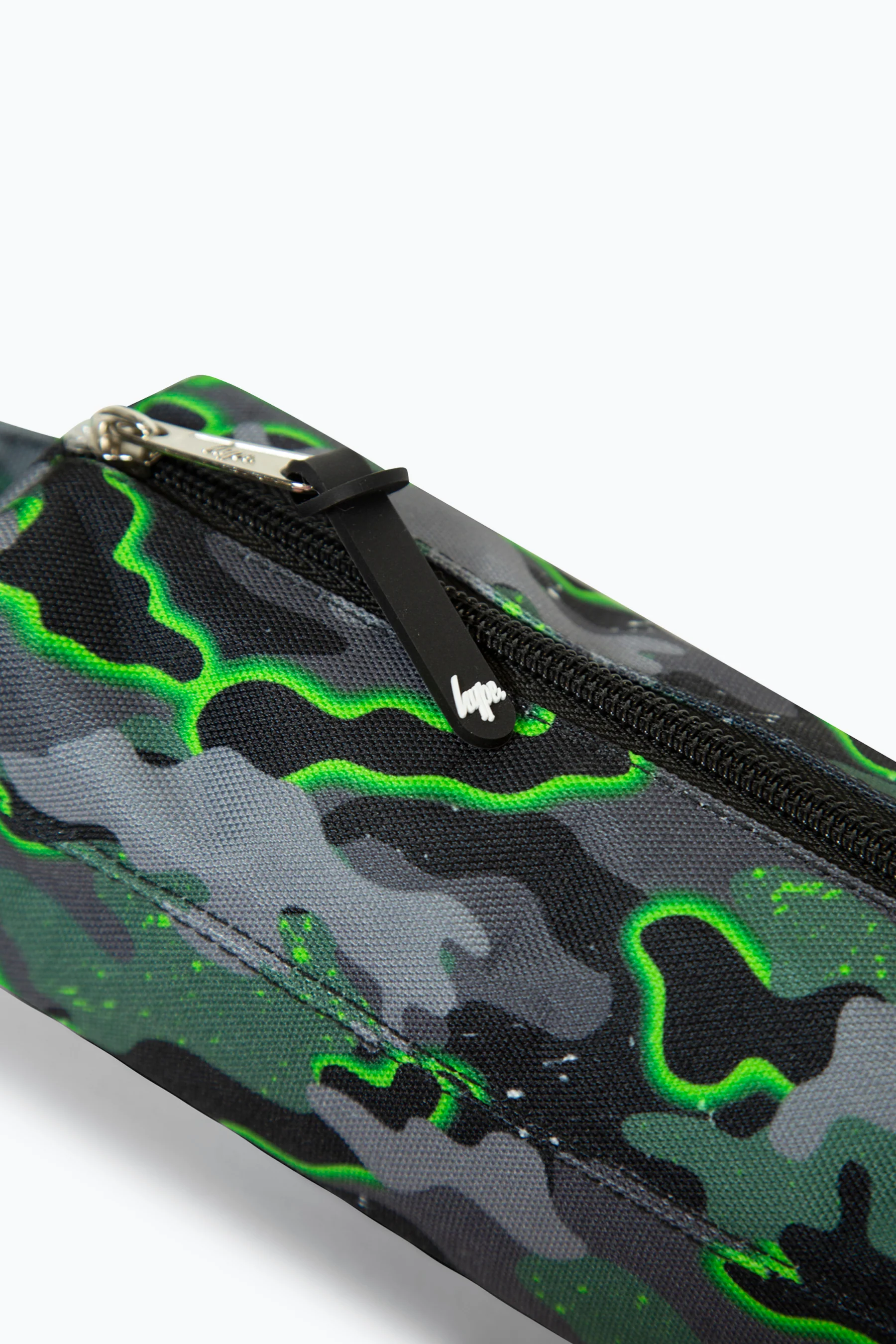 Hype Boys Green Glow Camo Pencil Case - Image 4